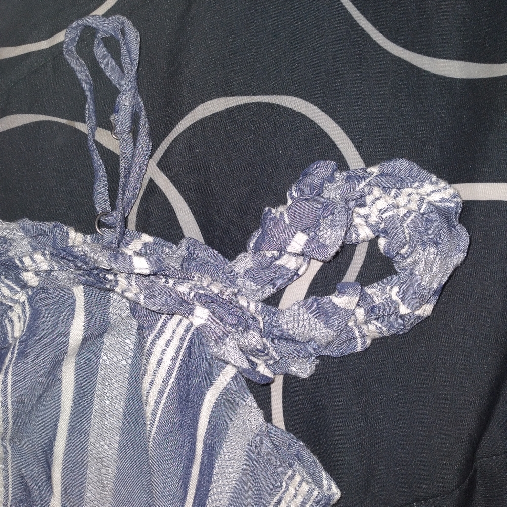 Hollister striped chambray spaghetti strap top, size L - Picture 3 of 5